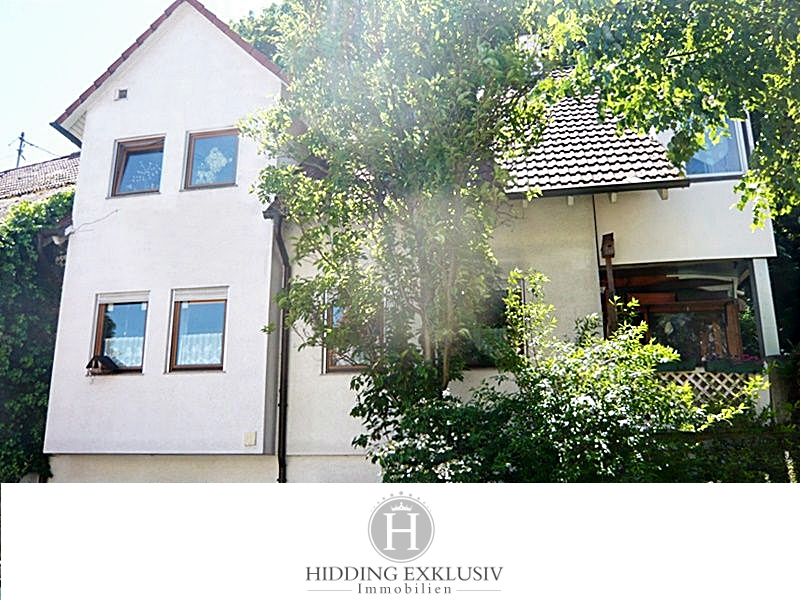 Ludwigsburg: *Kapitalanlage oder Eigennutzung* 2-Familienhaus mit Gewerbeeinheit und Blick auf die Weinberge  Ludwigsburg: *Kapitalanlage oder Eigennutzung* 2-Familienhaus mit Gewerbeeinheit und Blick auf die Weinberge