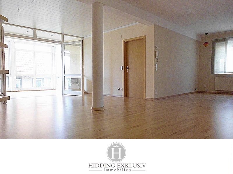 Tübingen: *Zum Eigennutz oder Kapitalanlage!* große 4,5-Zimmer-Wohnung mit Wintergarten und TG-Platz  Tübingen: *Zum Eigennutz oder Kapitalanlage!* große 4,5-Zimmer-Wohnung mit Wintergarten und TG-Platz