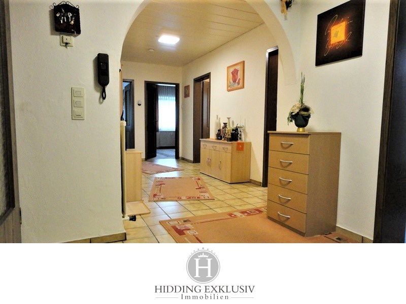 Donzdorf: *Endlich Platz!* gediegene 4,5-Zimmer-Wohnung, EBK, Gartenhaus, Garage, Stellplatz  Donzdorf: *Endlich Platz!* gediegene 4,5-Zimmer-Wohnung, EBK, Gartenhaus, Garage, Stellplatz