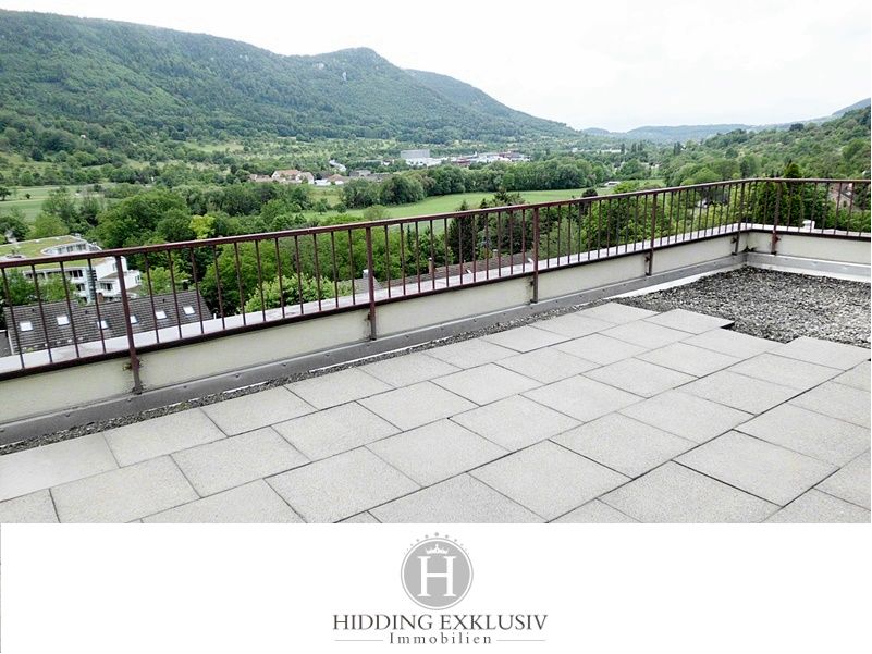 Bad Urach: *Für Kapitalanleger und Eigennutzer!* 2-Zimmer-Penthouse-Appartement mit AAP und einmaliger Aussicht  Bad Urach: *Für Kapitalanleger und Eigennutzer!* 2-Zimmer-Penthouse-Appartement mit AAP und einmaliger Aussicht