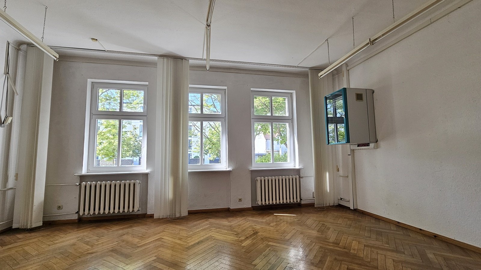 Repräsentative Villa für Handel und Gewerbe in bester Lage