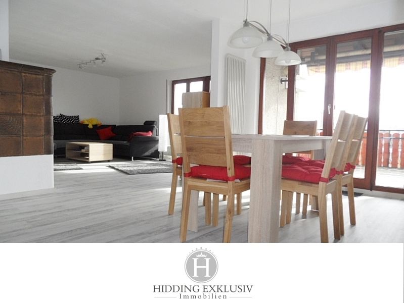 Reutlingen: **Schöne 3,5 Zimmer-Wohnung mit Garage und Garten im Zweifamilienhaus, Nähe Bosch**  Reutlingen: **Schöne 3,5 Zimmer-Wohnung mit Garage und Garten im Zweifamilienhaus, Nähe Bosch**